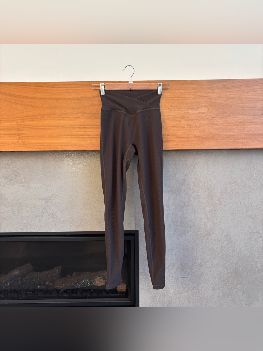 Buffbunny Collection Ribbed Legging in Brown, Size S